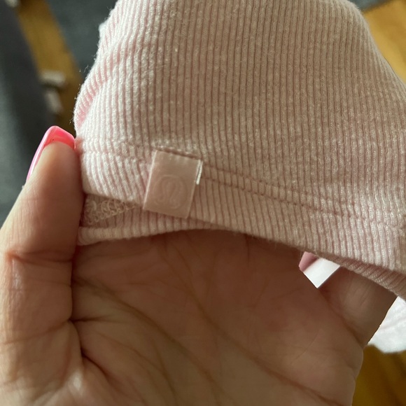 Lululemon Cropped Tank Top Hold Tight in Strawberry Milkshake - Picture 2 of 2